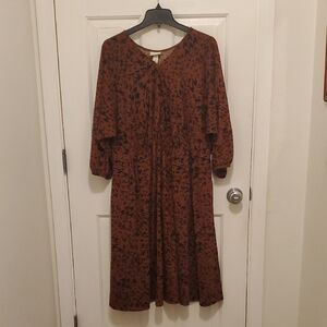 Ava & Viv Brown Midi Dress with Black Design